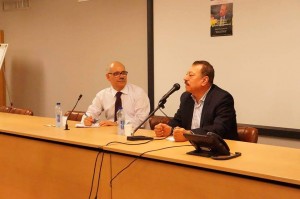 received_1439737319669108