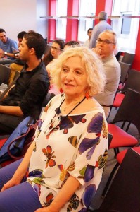 received_1439737379669102