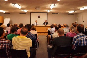 received_1439737956335711